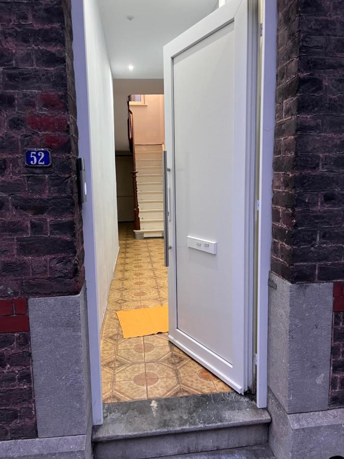 Grande Maison Avec Plusieurs Chambres A Louer Lüttich Exterior foto